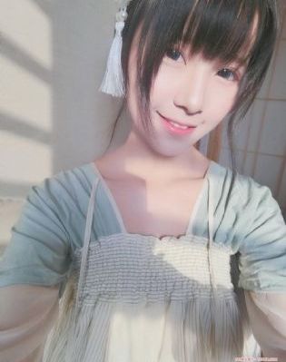 第一次爱的人1到10集