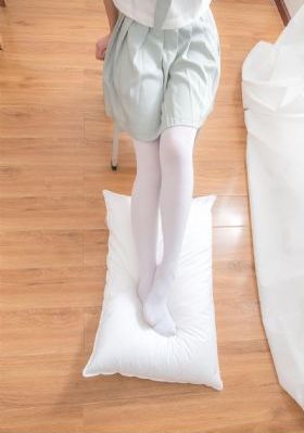 打扑克不盖被子视频